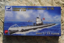 images/productimages/small/German Long Range Submarine U-BOAT U-IX Bronco NB5008 doos.jpg
